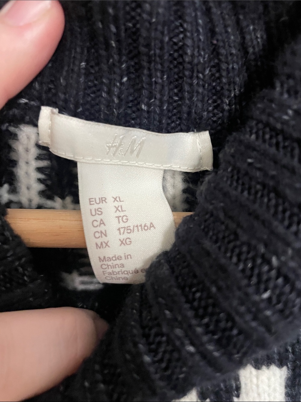 🖤 H&M Dreams of Dreams Graphic Sweater 🖤 XL - Picture 2 of 10